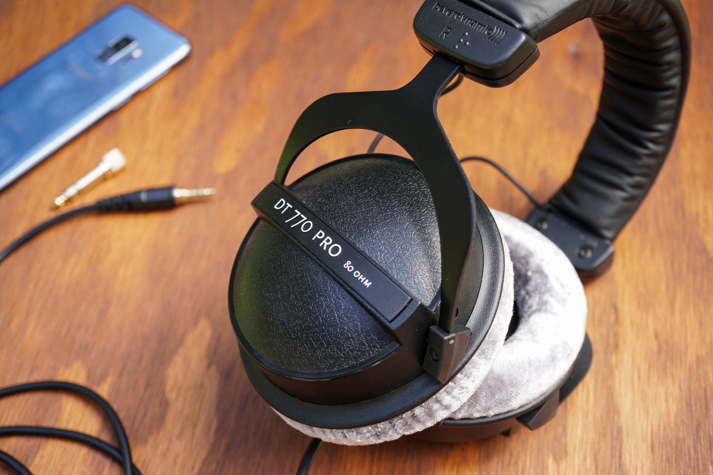 Beyerdynamic DT 770 PRO | Audífonos profesionales cerrados
