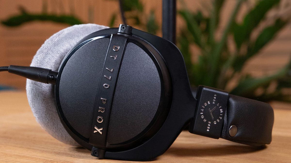 Beyerdynamic DT 770 PRO X Limited Edition - Edición de los 100 años